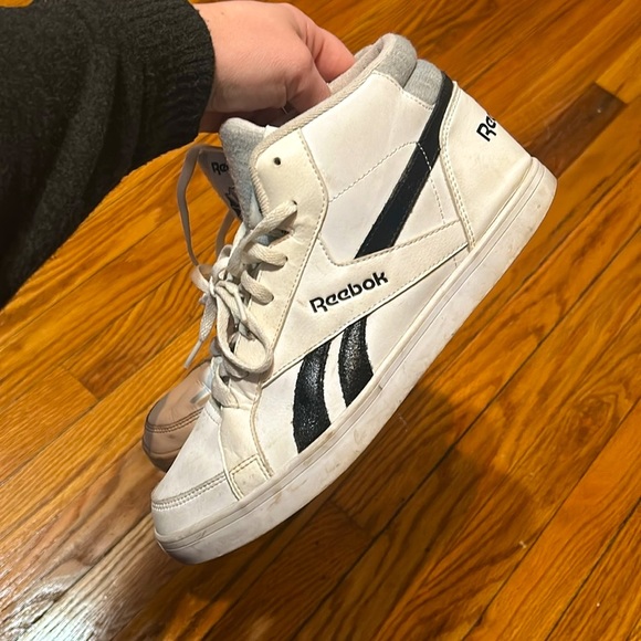 Reebok Other - Reebok Classic Mid Sneakers